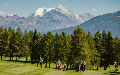 Swiss Deluxe Hotels Stories Summer 2021 Badass Golf 01 2019 31318 Ecirgb T130