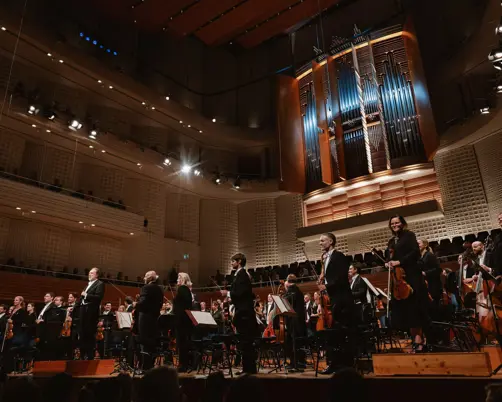 Swiss Deluxe Hotels Summer Magazine 2024 Celebrate Classical Music 220813 LFO 2 LFO Chailly C Priskaketterer Lucerne Festival 14 Approved Eci RGB T113