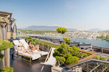 Four Seasons Hotel Des Bergues Geneva Izumi Summer Lounge