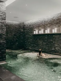 Hotel Schweizerhof Bern Spa SPA (3)