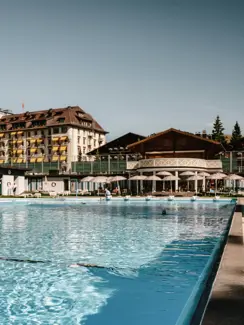 Swiss Deluxe Hotels Magazine Summer 2025 Copyright Gstaad Palacemelanie Uhkötter «PISCINE» 10 300Dpi Edited