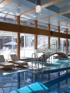 Swiss Deluxe Hotels MCP Spafitness Indoorpool Byggardette 068