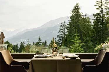 Lecrans Hotel Spa Crans Montana Lemontblanc Restaurant Summer View
