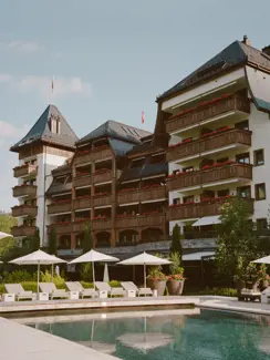 Swiss Deluxe Hotels Stories Summer 2021 The Alpina 04 000037520010 Ecirgb