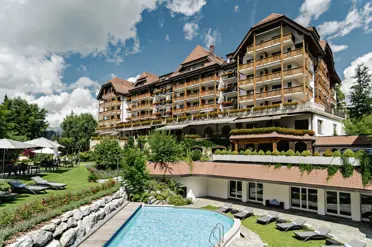 Park Gstaad Hotel Facade Summer