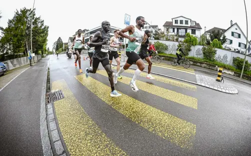 Swiss Deluxe Hotels Summer Magazine 2024 How To Prepare For Your First Marathon 9920 HS1 01865 RGB T155