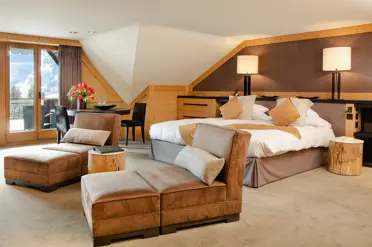 Park Gstaad Hotel Promenade Penthouse Junior Suite