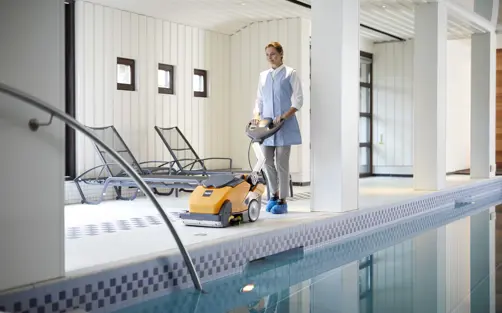HOSPITALITY 12 FLOOR CLEANING