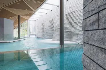 Swiss Deluxe Hotels 04 Wellness Tschuggen Grand Hotel