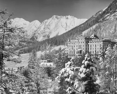 Swiss Deluxe Hotels Stories Winter 2020 Once Upon A Time 07 Ghk Historische Bilder Kronenhof (9) T120 Sw