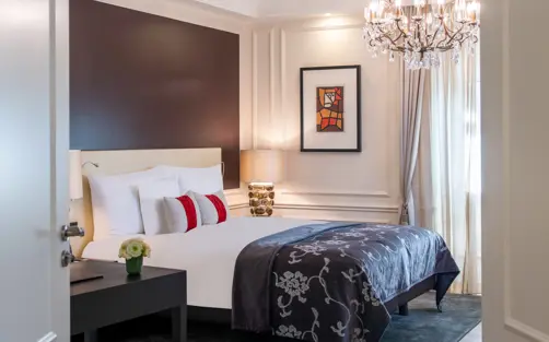Schweizerhof Bern & Spa Presidential Suite Bedroom