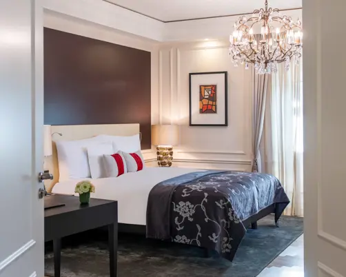 Schweizerhof Bern & Spa Presidential Suite Bedroom