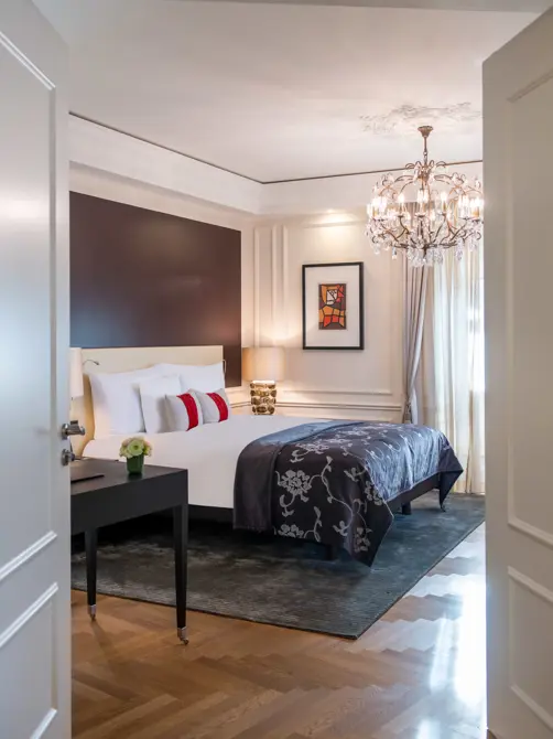 Schweizerhof Bern & Spa Presidential Suite Bedroom