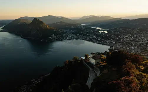 Swiss Deluxe Hotels H Magazine Winter 2025 26 LR Monte Bre Lugano Filme Von Draussen 05 07 2021 0006