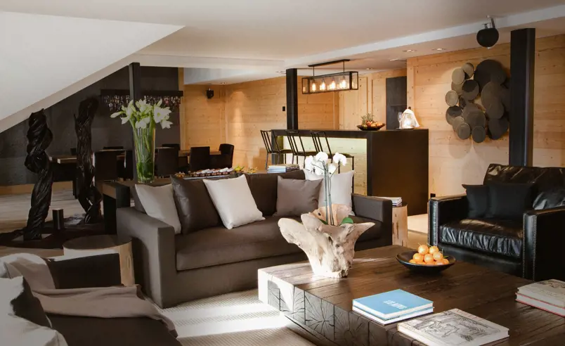 Swiss Deluxe Hotels Stories Summer 2021 Suite Talk The Park Gstaad 01 MY GSTAAD CHALET Living Room 001 (1) Ecirgb