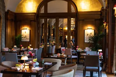 Bellevue Palace Bern Dining Brasserie VUE