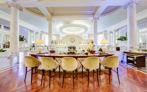 Lausanne Palace Hotel Bar 1915