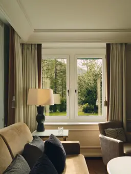 Swiss Deluxe Hotels Grand Hotel Kronenhof Junior Suite Deluxe