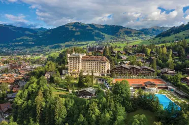 Copyright Gstaad Palace Nico Schaerer Favourite Exterior (1) CMYK Articifially 300Dpi