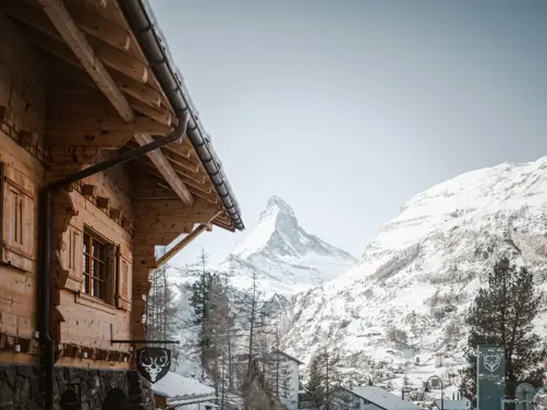 Swiss Deluxe Hotels Stories Winter 2021 Zermatt 03 ST0043157 Bearb2 Ecirgb