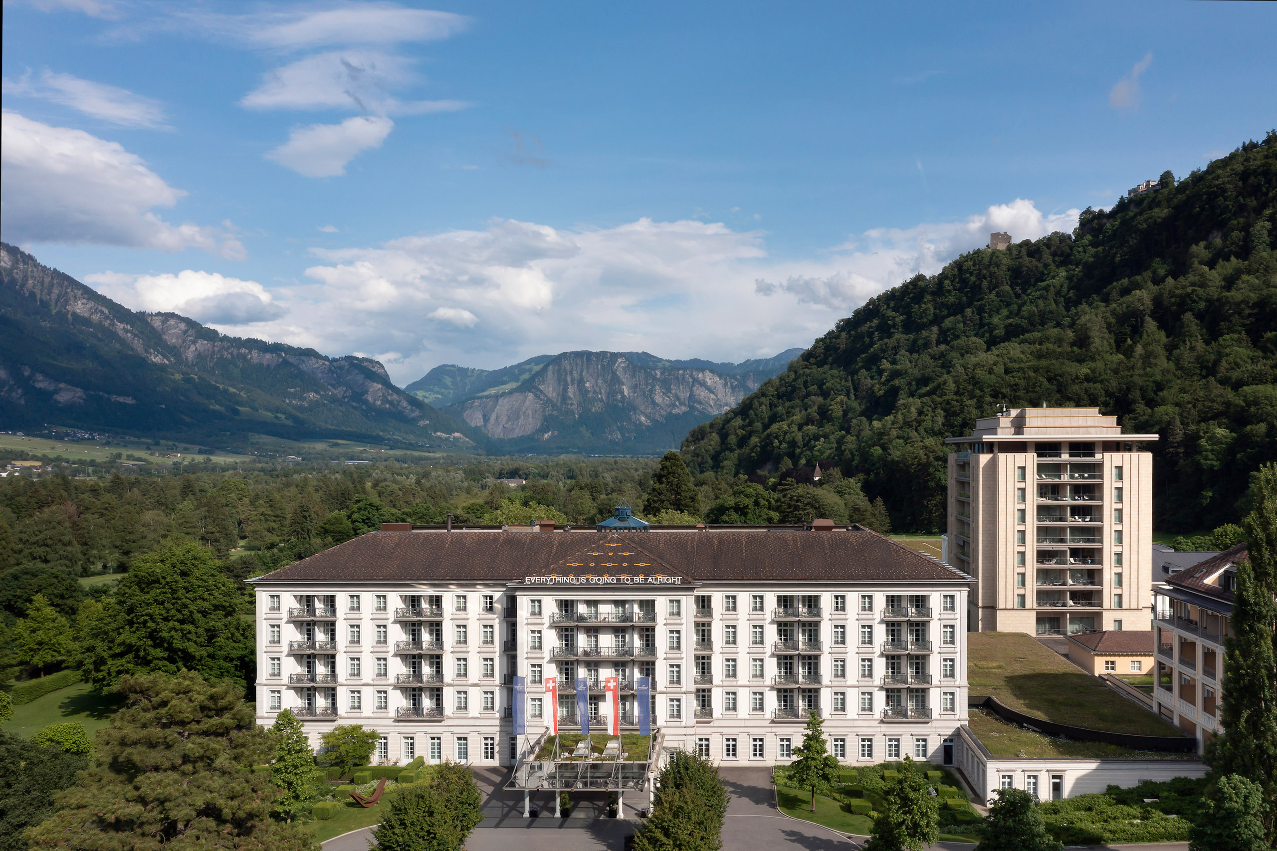 Grand Resort Bad Ragaz Aussenansicht Totale
