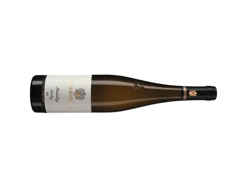 Swiss Deluxe Hotels Stories Summer 2020 Riesling A Star Among White Wines 03 Emrich Schoenleben Halenberg Riesling Grosses Gewaechs 2018 Flasche