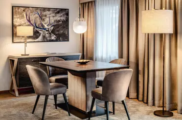 Mont Cervin Palace Zermatt Family Appartements Suite 2 Bedroom Dining