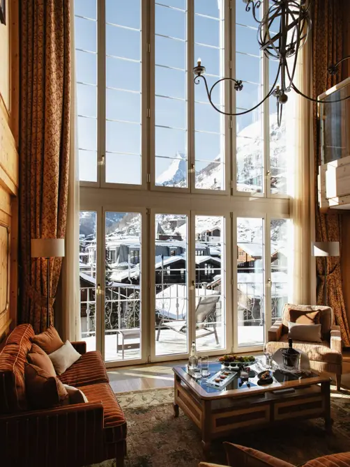 Swiss Deluxe Hotels H Magazine Winter 2025 26 MCP Accommodation Suite 1155 (2)