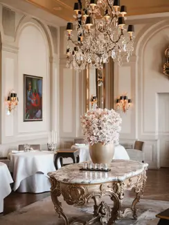 Swiss Deluxe Hotels Magazine Winter 2024 25 Spoons Full Of Happyness Les Trois Rois Restaurant Cheval Blanc (12)