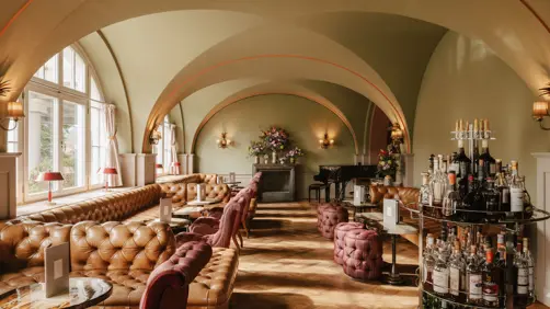 Swiss Deluxe Hotels H Magazine Summer 2026 Thebar(1)