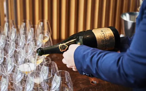 Bolliger Masterclass 2269 Web