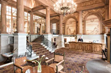 Kulm Hotel St Moritz Concierge (2)