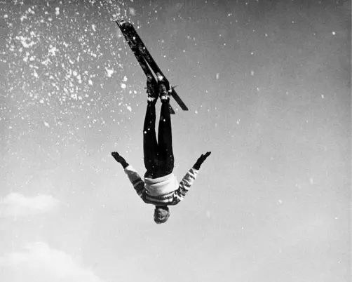 Swiss Deluxe Hotels Stories Winter 2020 It All Started With A Bet 01 Digital Photo Vsw Corkey F Flip B&W 290Mm Ecirgb