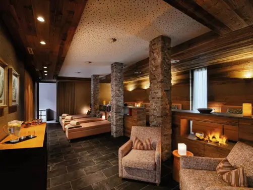 Swiss Deluxe Hotels H Magazine Winter 2025 26 Lavendar Room