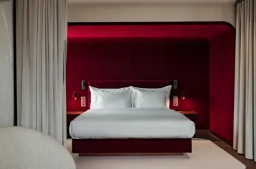 Swiss Deluxe Hotels Gran Hotel Les Trois Rois 15 Junior Suite Blumenrain 272 (1)