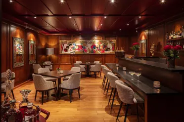 Swiss Deluxe Hotels Guarda Golf Les Alpes Bar 03