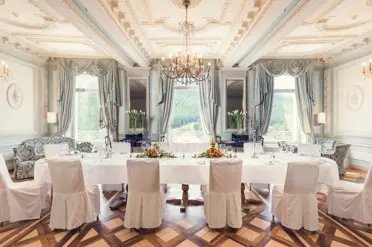 Grand Hotel Kronenhof Pontresina Salon Bleu (1)