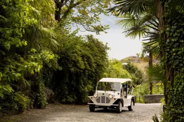 Swiss Deluxe Hotels Hotel Eden Roc Beach Buggy 1