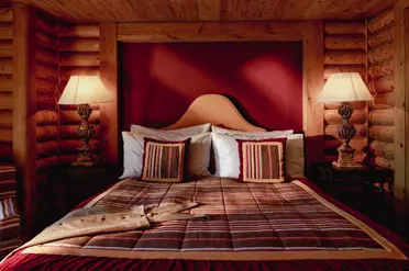 Lecrans Hotel Spa Crans Montana Masterbedroom Prestige Suite