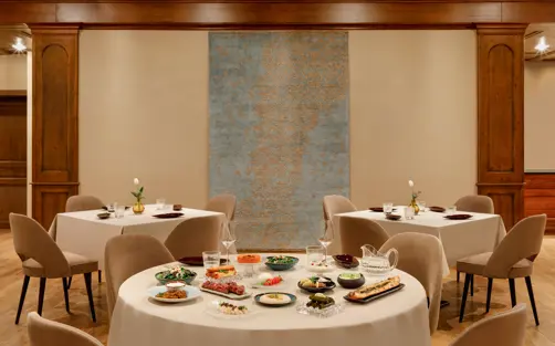 Guarda Golf Hotel Residences Crans Montana Restaurant FIVE 02