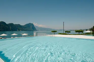 Park Hotel Vitznau Infinitypool 2