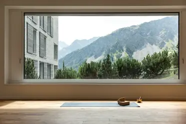 Swiss Deluxe Hotels 05 Yoga Tschuggen Grand Hotel