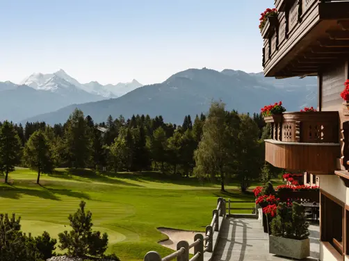 Swiss Deluxe Hotels Stories Summer 2021 Badass Golf 01 View In Summer Ecirgb