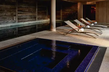 Lecrans Hotel Spa Crans Montana Indoor Pool & Jacuzzi