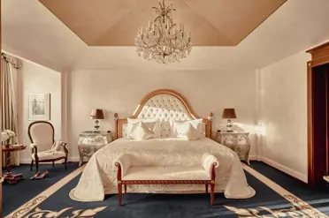 Grand Resort Bad Ragaz Hotel GRBR Royal Suite Schlafzimmer