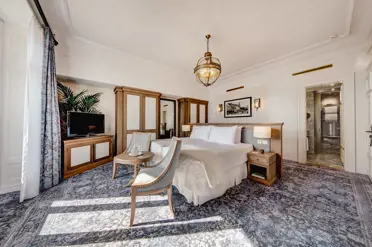 Fairmont Le Montreux Palace Hotel Bellevue Suite Beroon (2)