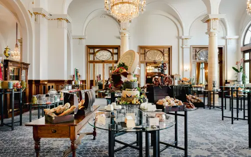 Fairmont Le Montreux Palace Hotel Sunday Brunch