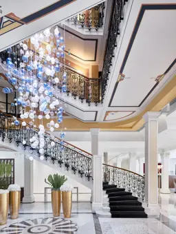 Grand Resort Bad Ragaz Hotel GRBR Quellenhof Treppenhaus