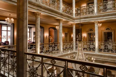 Swiss Deluxe Hotels Gran Hotel Les Trois Rois 2 Stairwell72 (1)