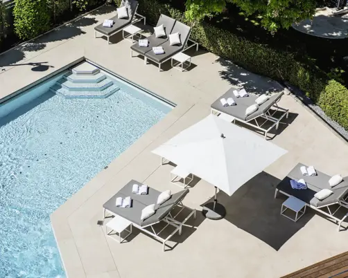 Swiss Deluxe Hotels Stories Summer 2020 A Weekend At A Luxury Hotel 02 Ghdl 59 GHDL Juni 2016 160 Adrian Ehrbar Photography T120 Ecirgb